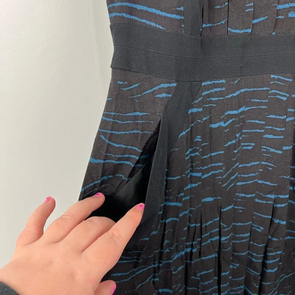 NWT Rebecca Taylor Blue & Black Tiger Pleated Dress